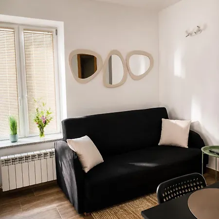 Apartment Przy Sadzie *