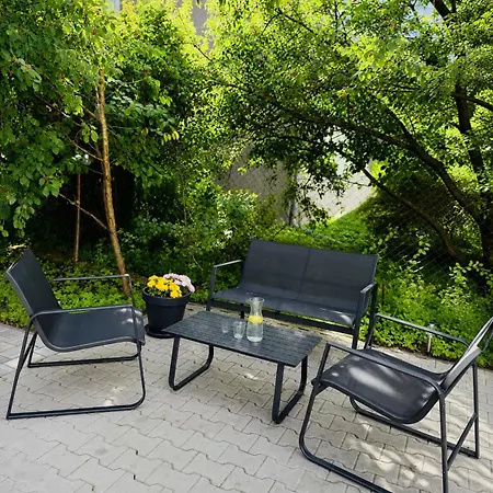 Przy Sadzie Apartment